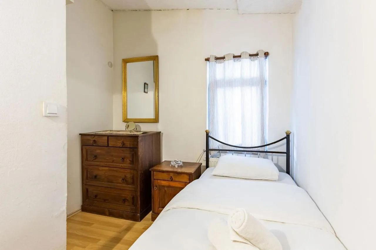 Uniq Villa Istanbul